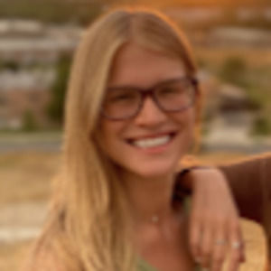 Meet your Posher, Kerri